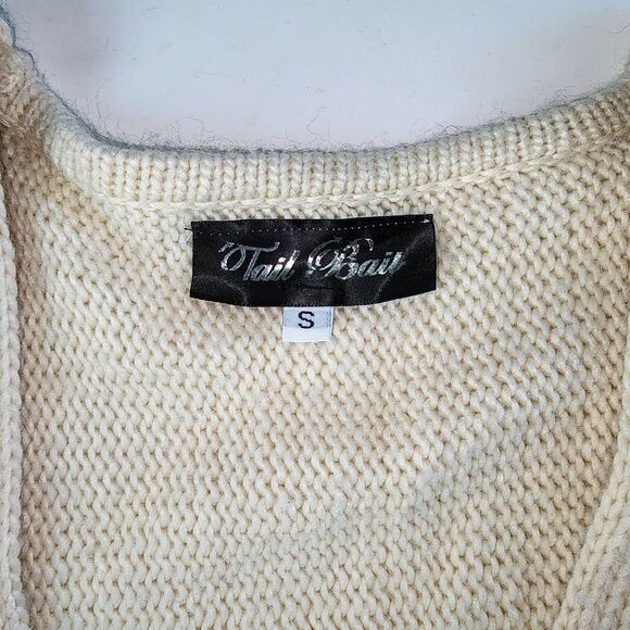 Tail Bait Oversized Cream V-Neck Fringe Wool Blend Sweater Size S - Picture 5 of 8